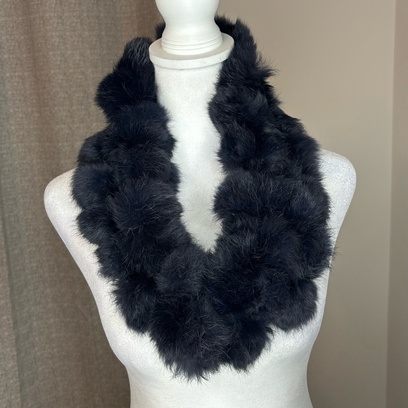 SAKS FIFTH AVENUE | 100% Rabbit Fur Scarf - Picture 1 of 4